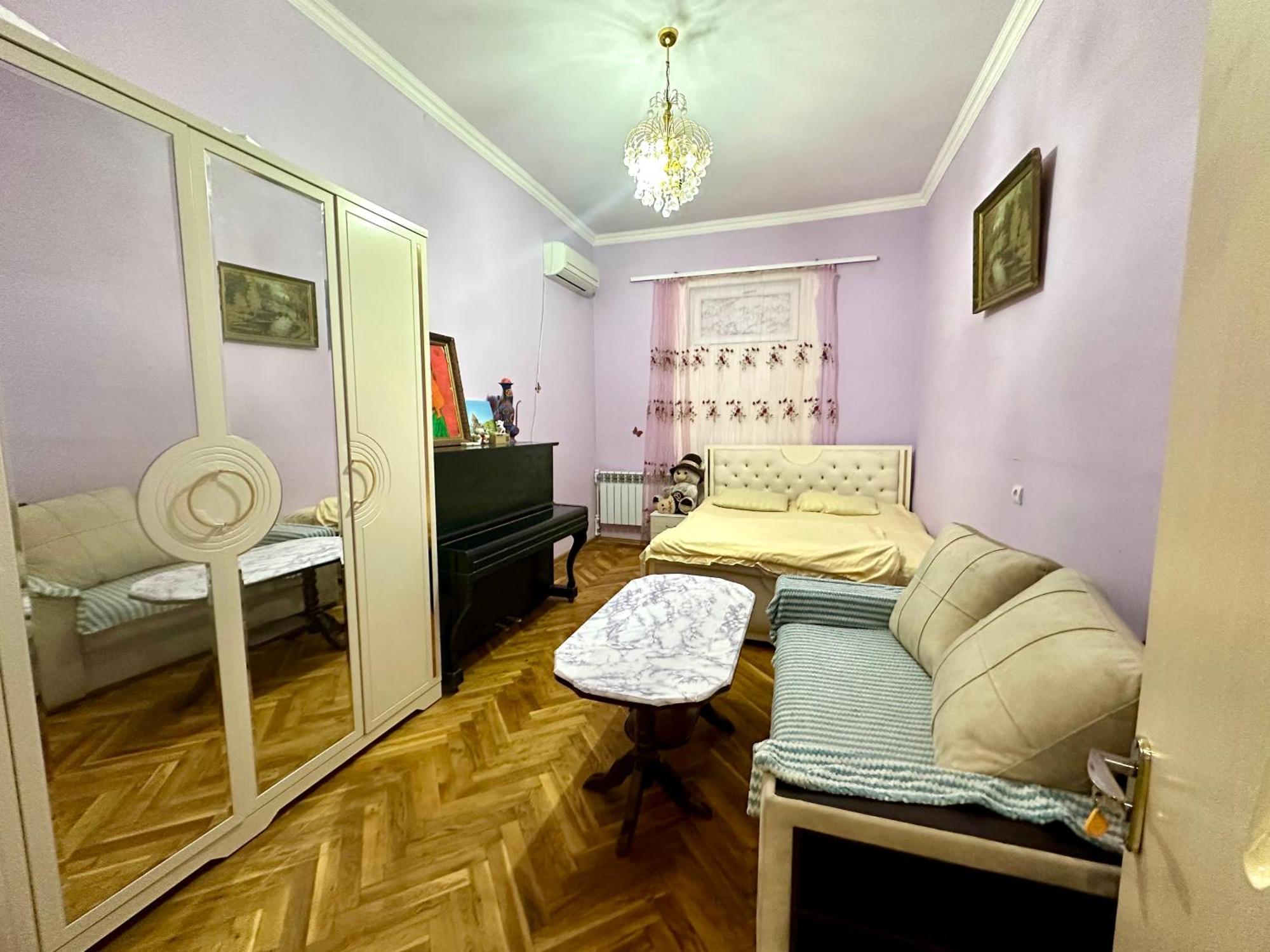 Karson Family Hostel & Guest House Yerevan Bagian luar foto