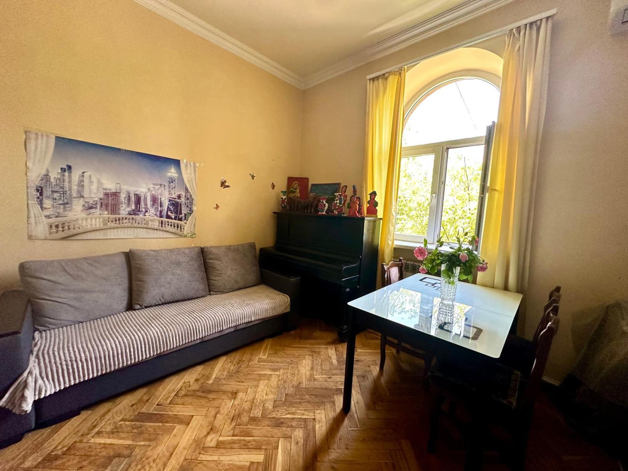 Karson Family Hostel & Guest House Yerevan Bagian luar foto