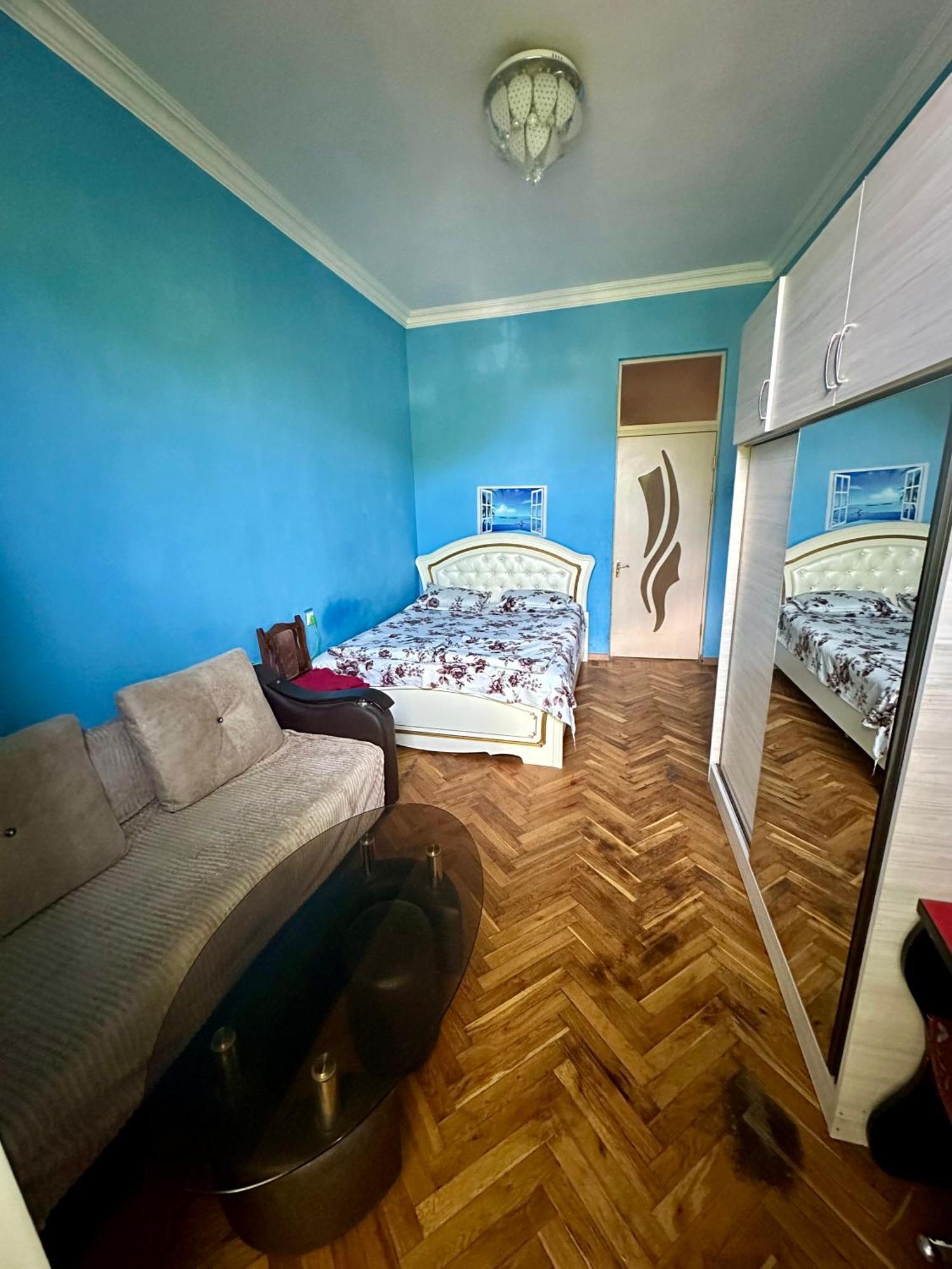 Karson Family Hostel & Guest House Yerevan Bagian luar foto